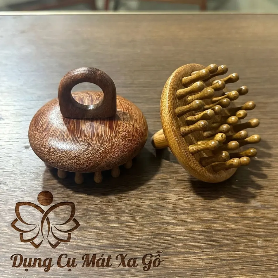 8 Lược tròn bằng gỗ đàn hương vàng có 28 gai