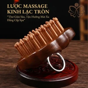 Lược tròn bằng gỗ đàn hương vàng có 28 gai