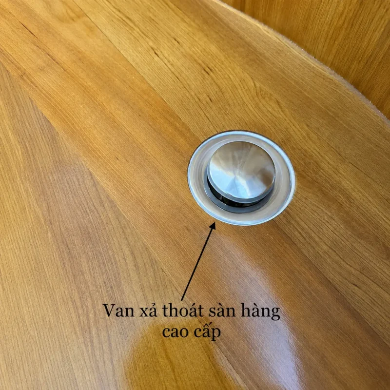 Bồn Tắm Gỗ Pơ Mu Dáng Miệng Cong Bo Viền